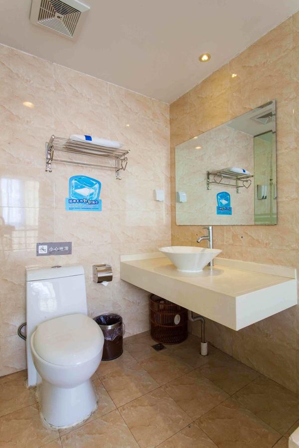7Days Inn Shanghai Pudong New International Expo Centre Esterno foto