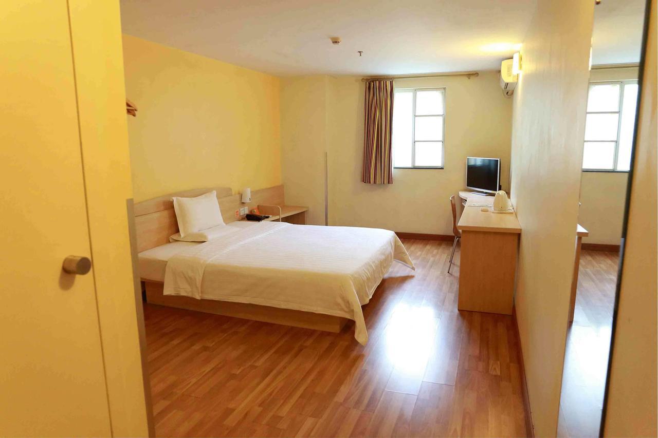 7Days Inn Shanghai Pudong New International Expo Centre Esterno foto