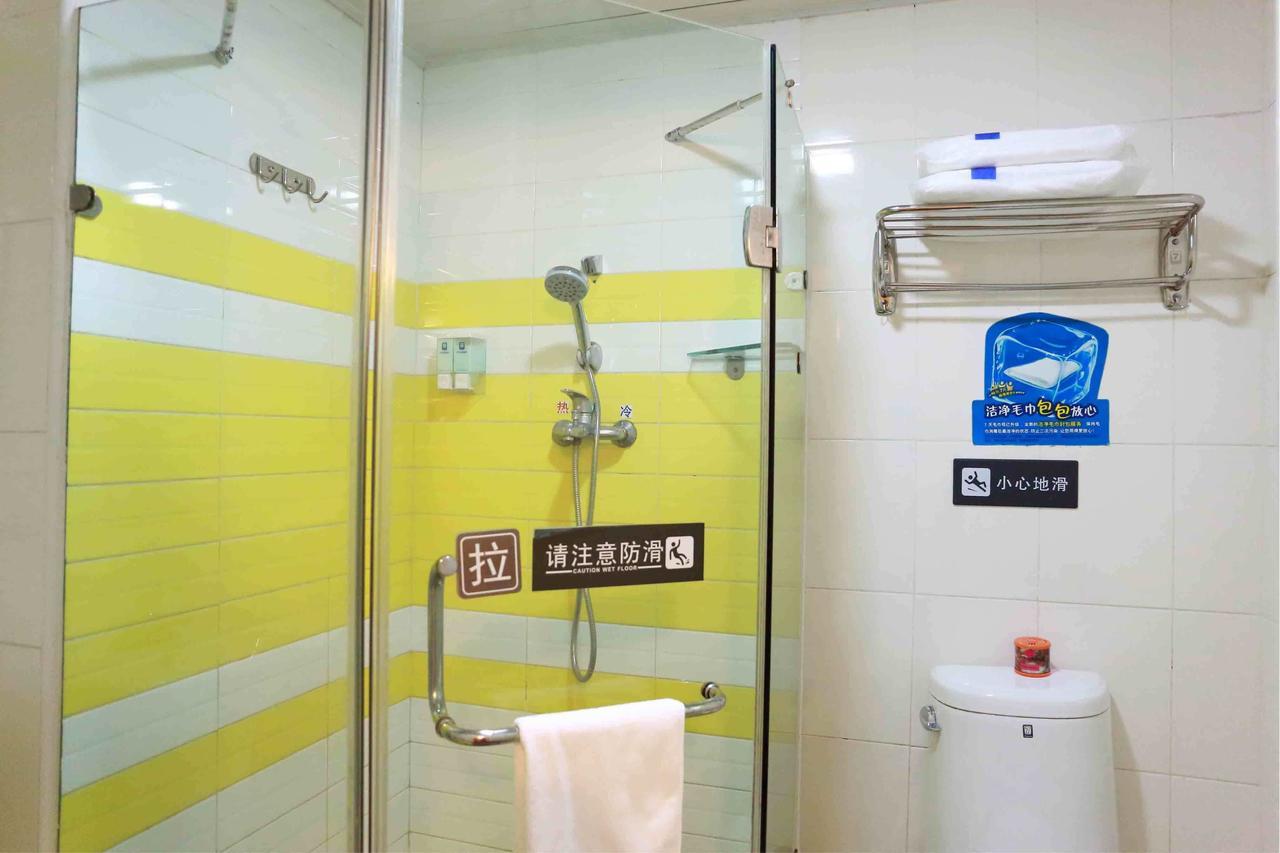 7Days Inn Shanghai Pudong New International Expo Centre Esterno foto