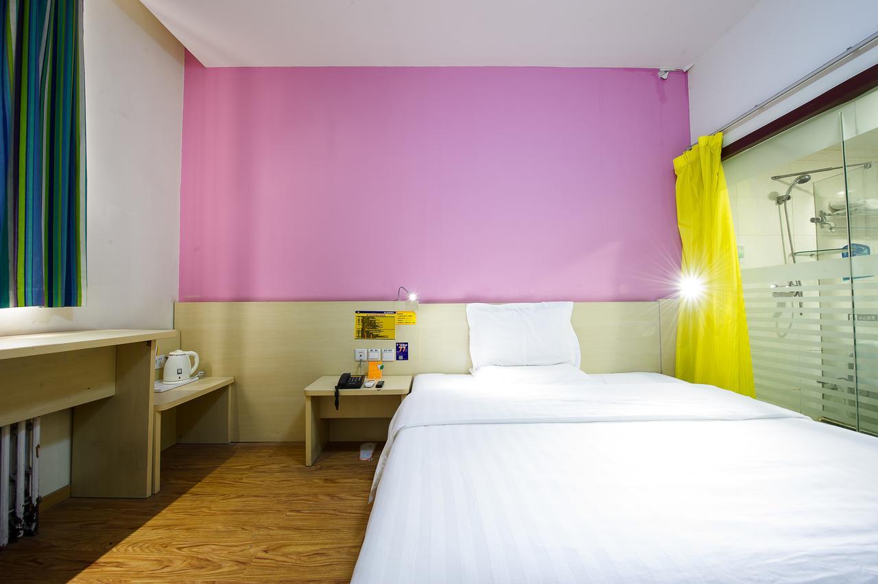 7Days Inn Shanghai Pudong New International Expo Centre Esterno foto